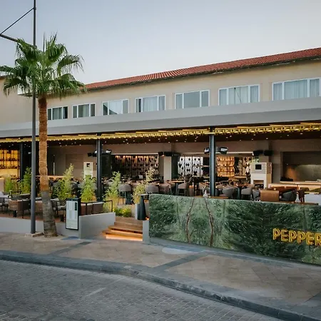 Napa Plaza (adults Only)